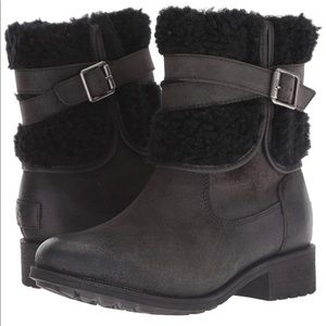 New in box UGG Blayre Boot III black Super comfy